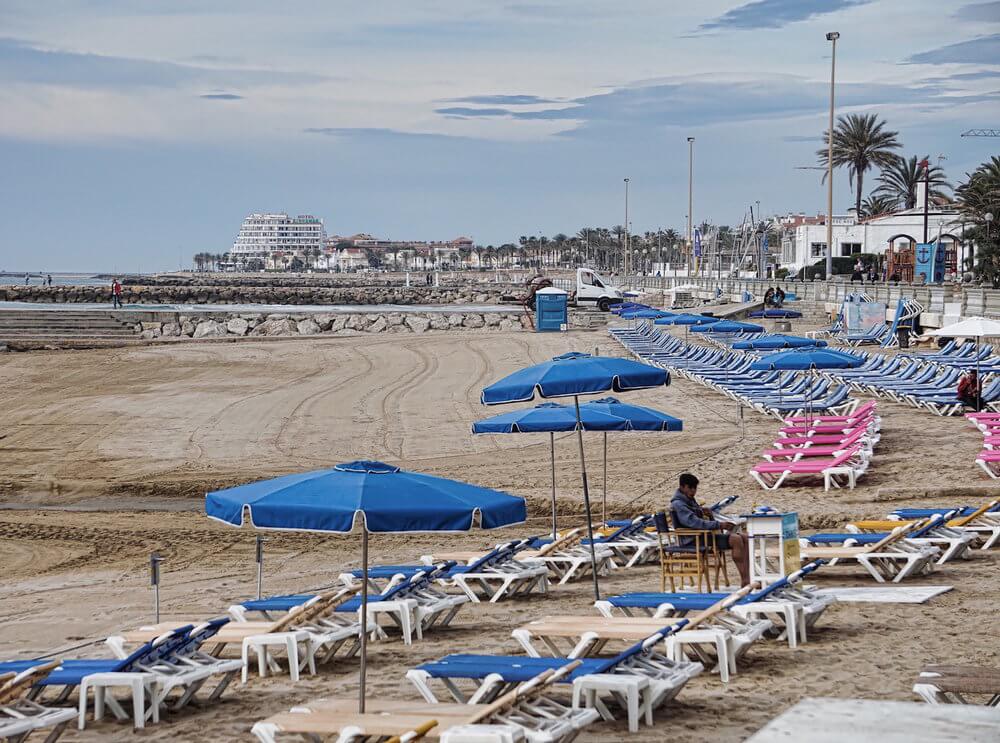 What to do in Sitges: umbrellas line the beach
