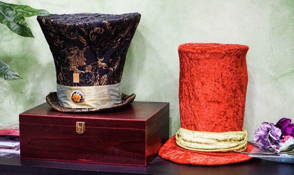Artsy vibe with these handmade top hats