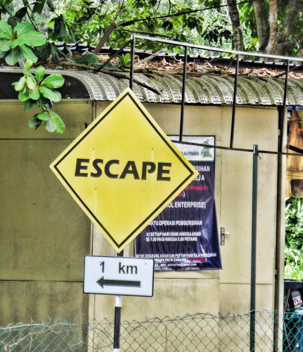 Afraid to travel solo: Don't escape as in this yellow sign... 