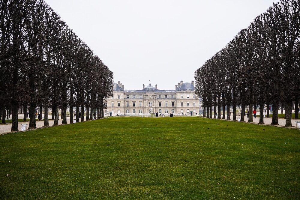 Explore Paris  - fabulous lawn in the Luxembourg Gardens