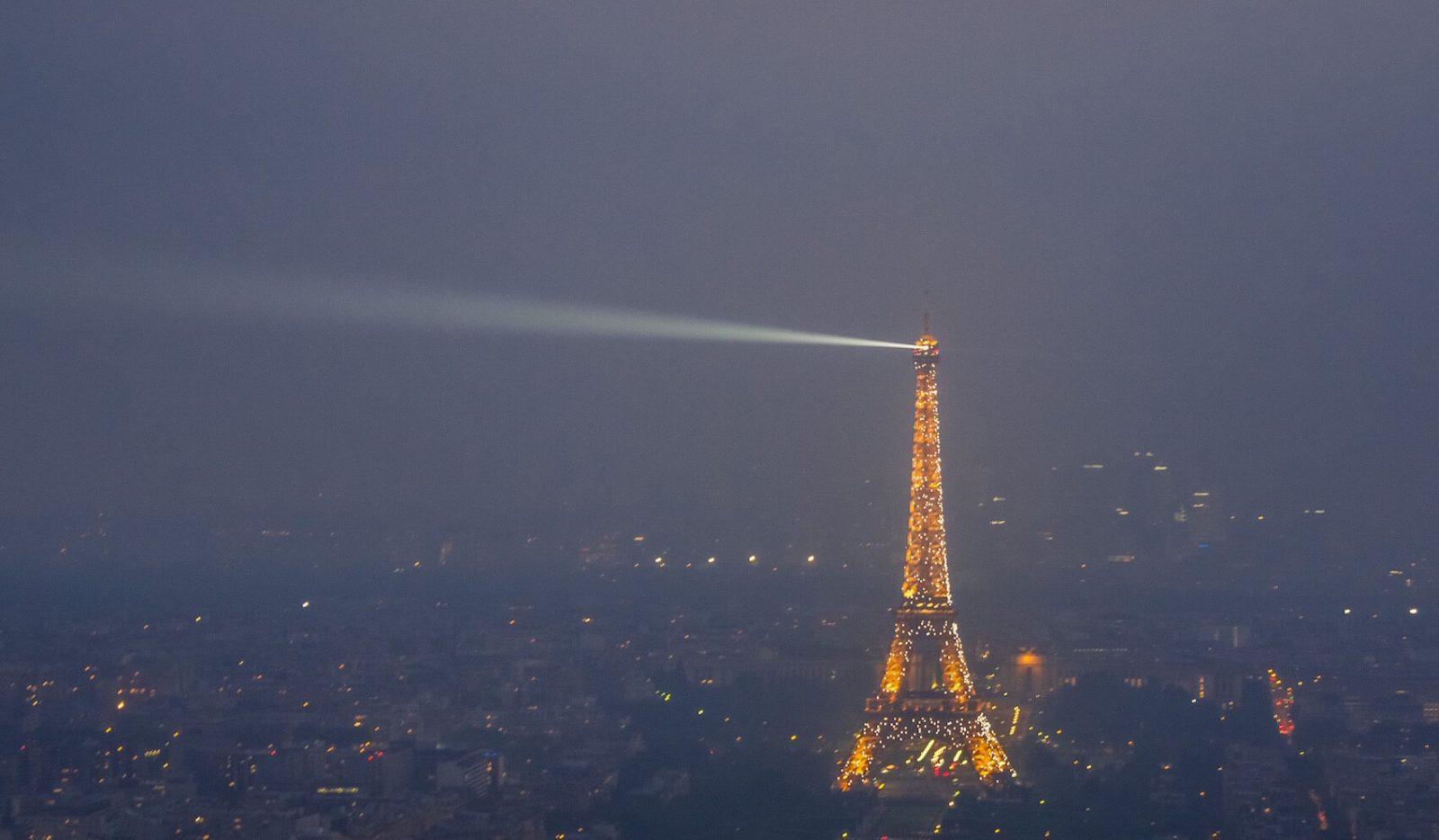 Paris experiences - see the Eiffel Tower from Montparnasse Tower