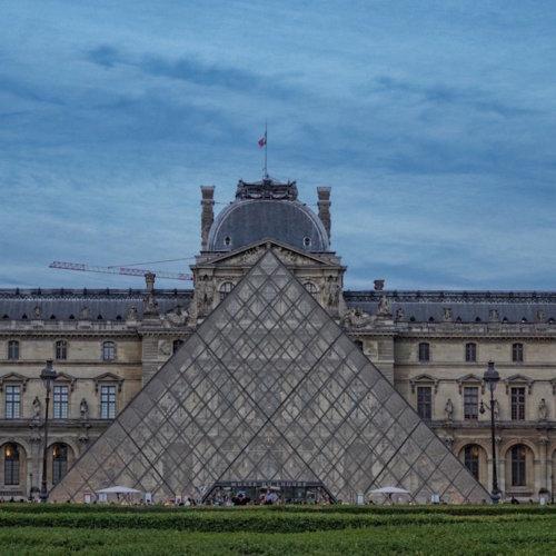 the Louvre_Paris