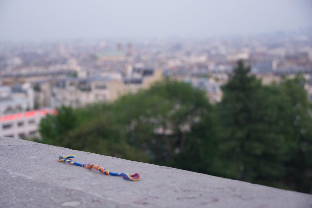 How to Avoid Travel Scams: the colourful friendship bracelet