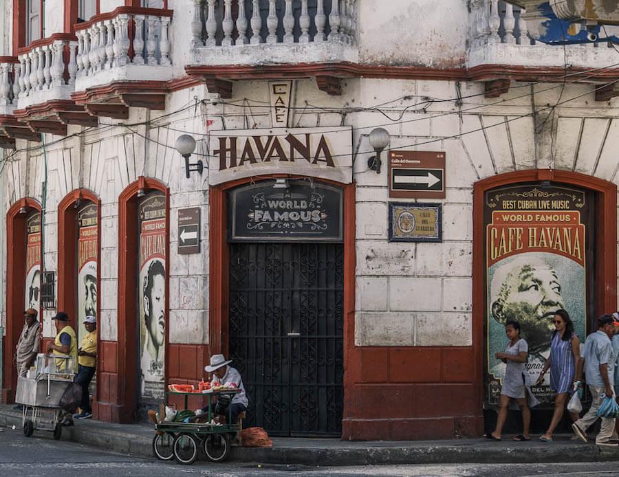 Things to do in Cartagena: Go to Cafe havana and enjoy the salsa