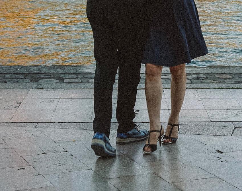 Parisian tango - a couples feet
