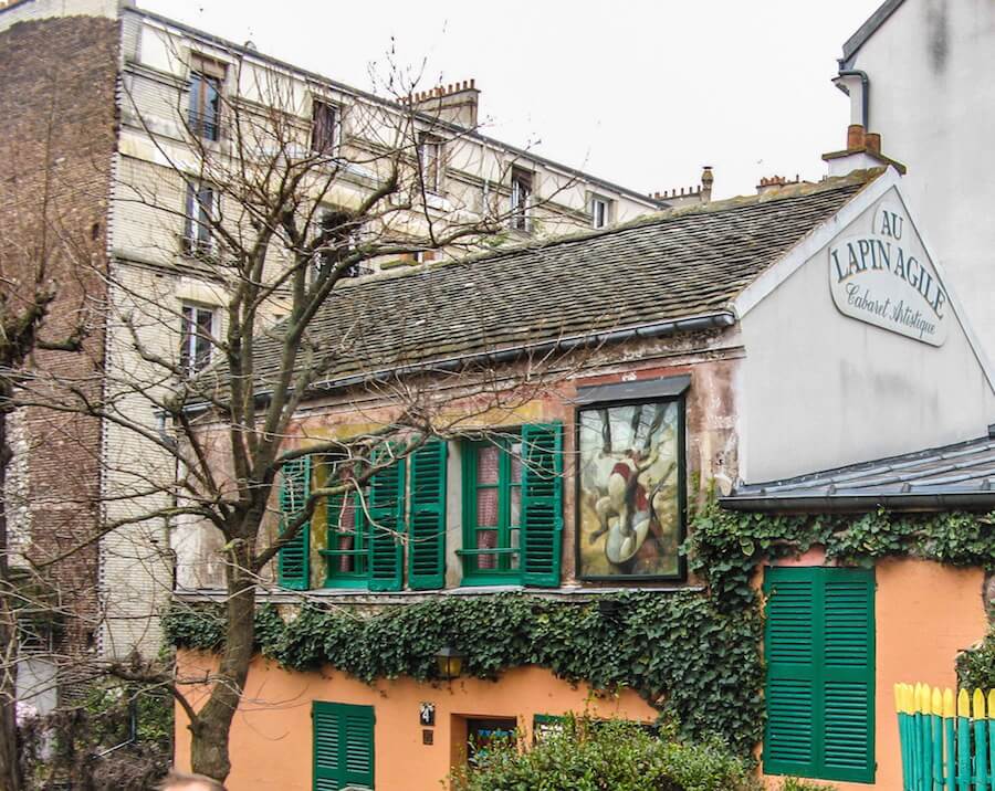 Things to do in Montmartre: attend Au Lapin Agile cabaret