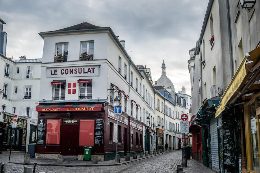 Le Consultat restaurant in Montmartre Paris 