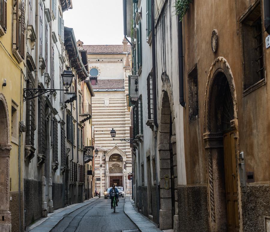 Verona: slip down a sidestreet unnoticed; bicycle heading my way!
