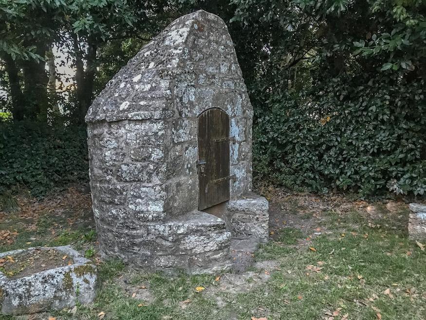 the stone well of Puits du Nadeaux on ile aux Moines, Brittany