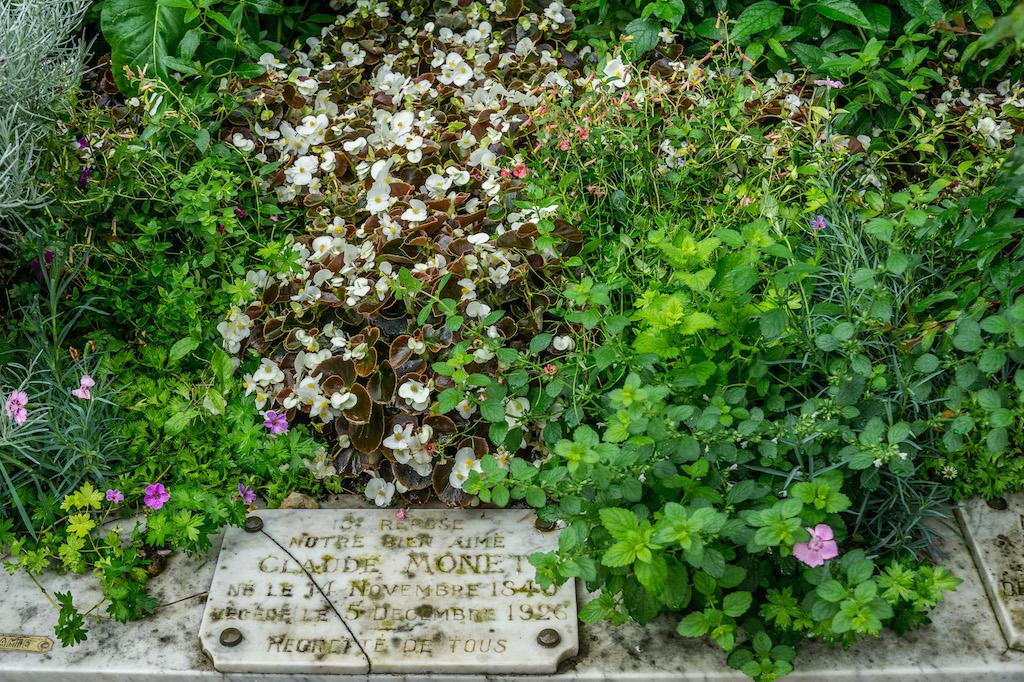 Giverny France -Monet's grave at the church