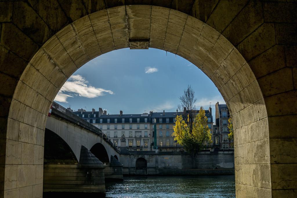 Paris in confinement: along the Seine