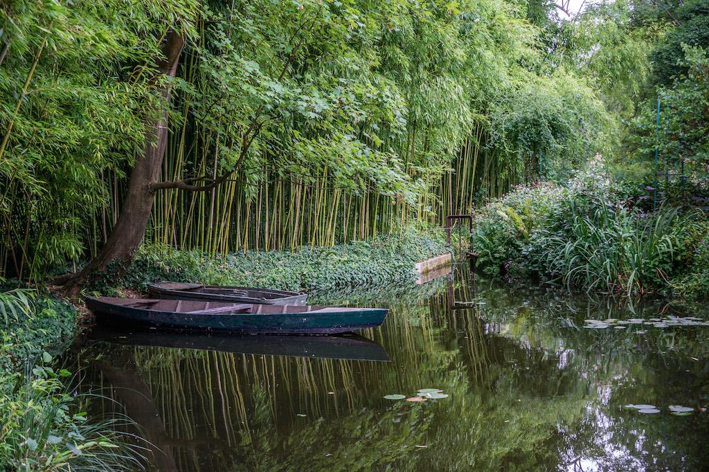 Things To Do In Giverny France - visit Monet's garden and ponds