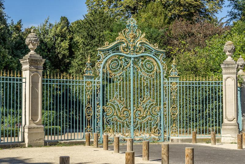 exquisite gates at Parc de Bagatelle Paris