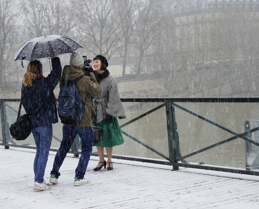 snow in Paris - model being photographed