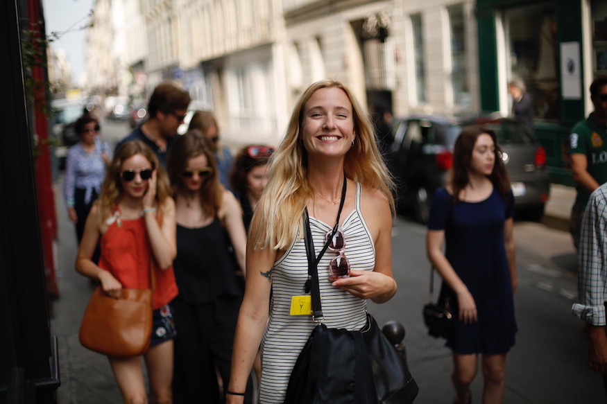 walking tour of Paris - womens tours with Heidi Evans
