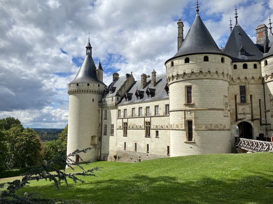 castles in the Loire Valley France - Chaumont sur Loire 