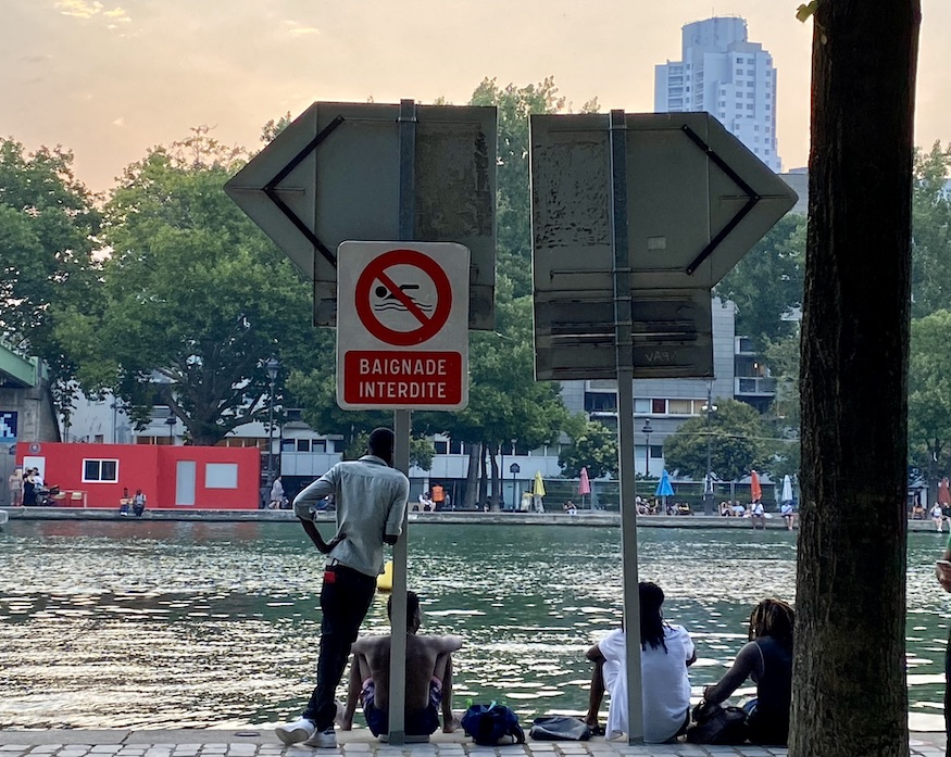 No swimming in the Canal de l' Ourcq