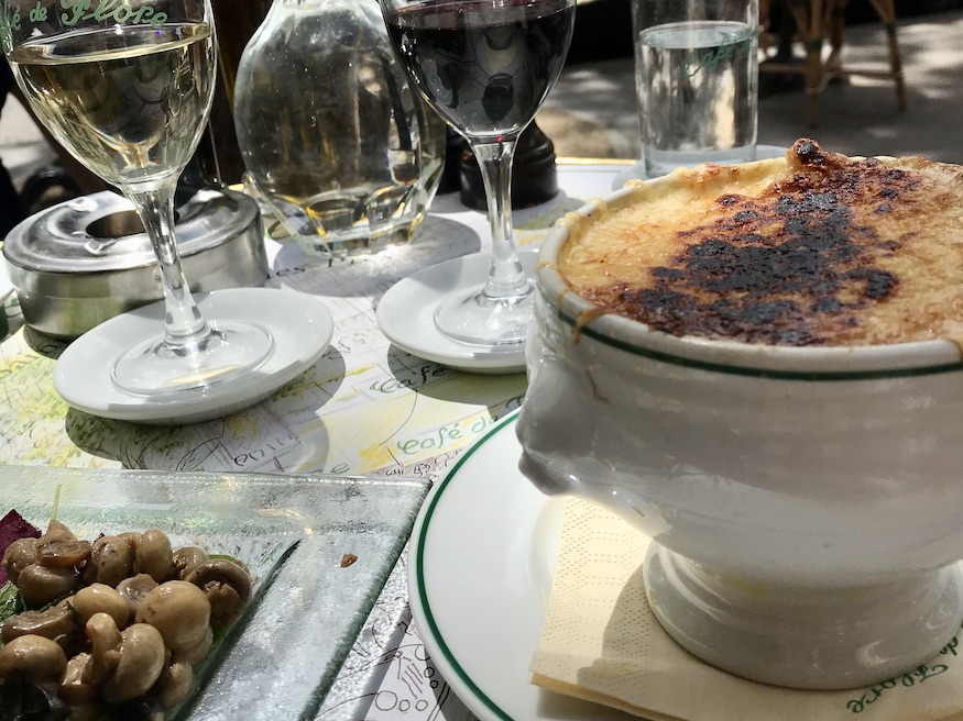 French onion soup- things to eat inFrance